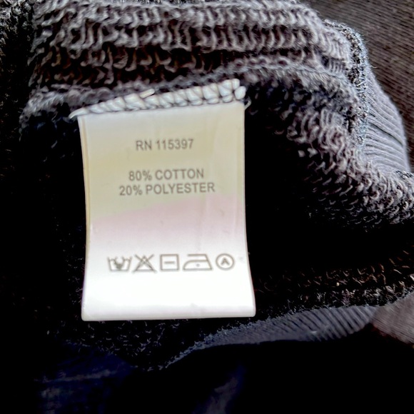 Long sleeve , comfy cozy for fall weather - Picture 4 of 6